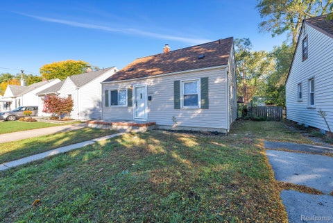Tiny photo for 24120 Lehigh Street, Dearborn Heights City, MI 48125 (MLS # 20261084754)