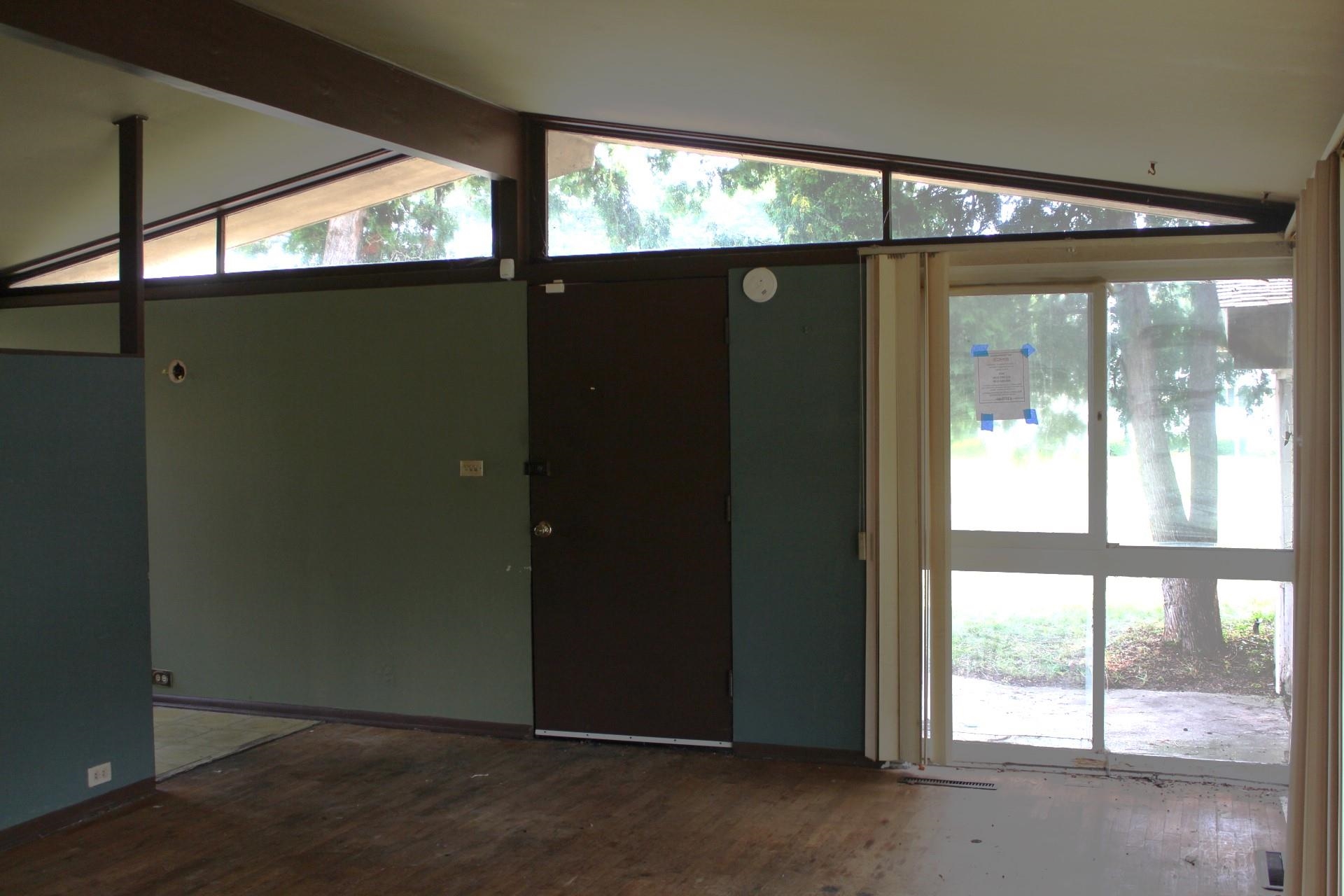 1856 S Averill Avenue