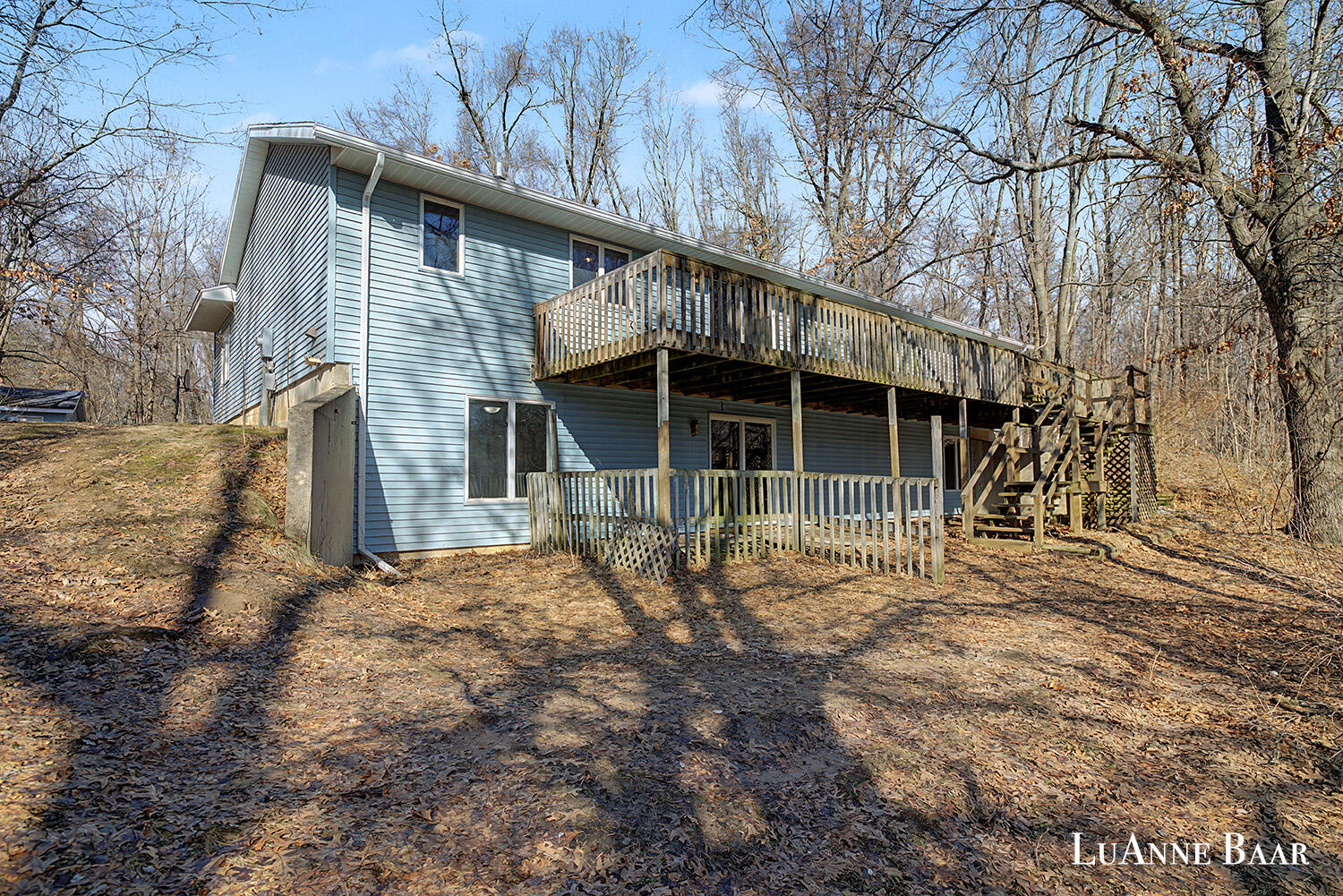 8050 Oakview Ridge Drive NE