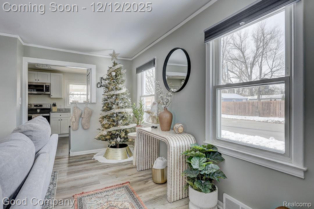 1902 Moorhouse Street