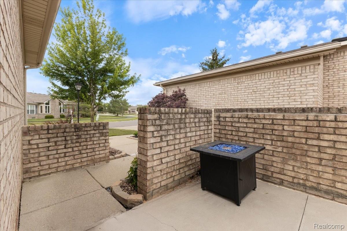 17703 Pleasant Valley Drive