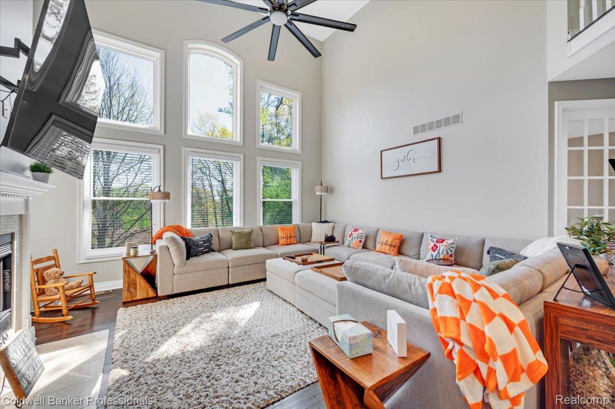 1445 Wood Trail