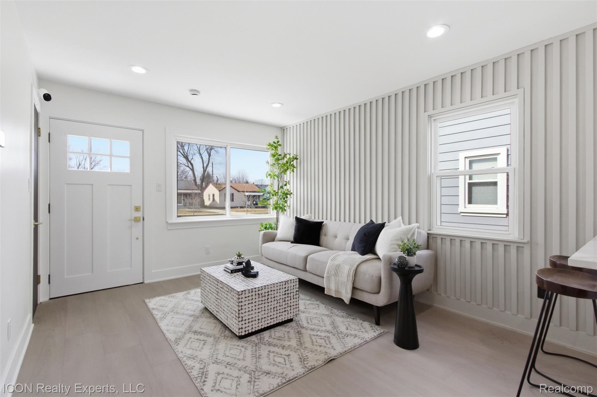 26066 Barrington Street