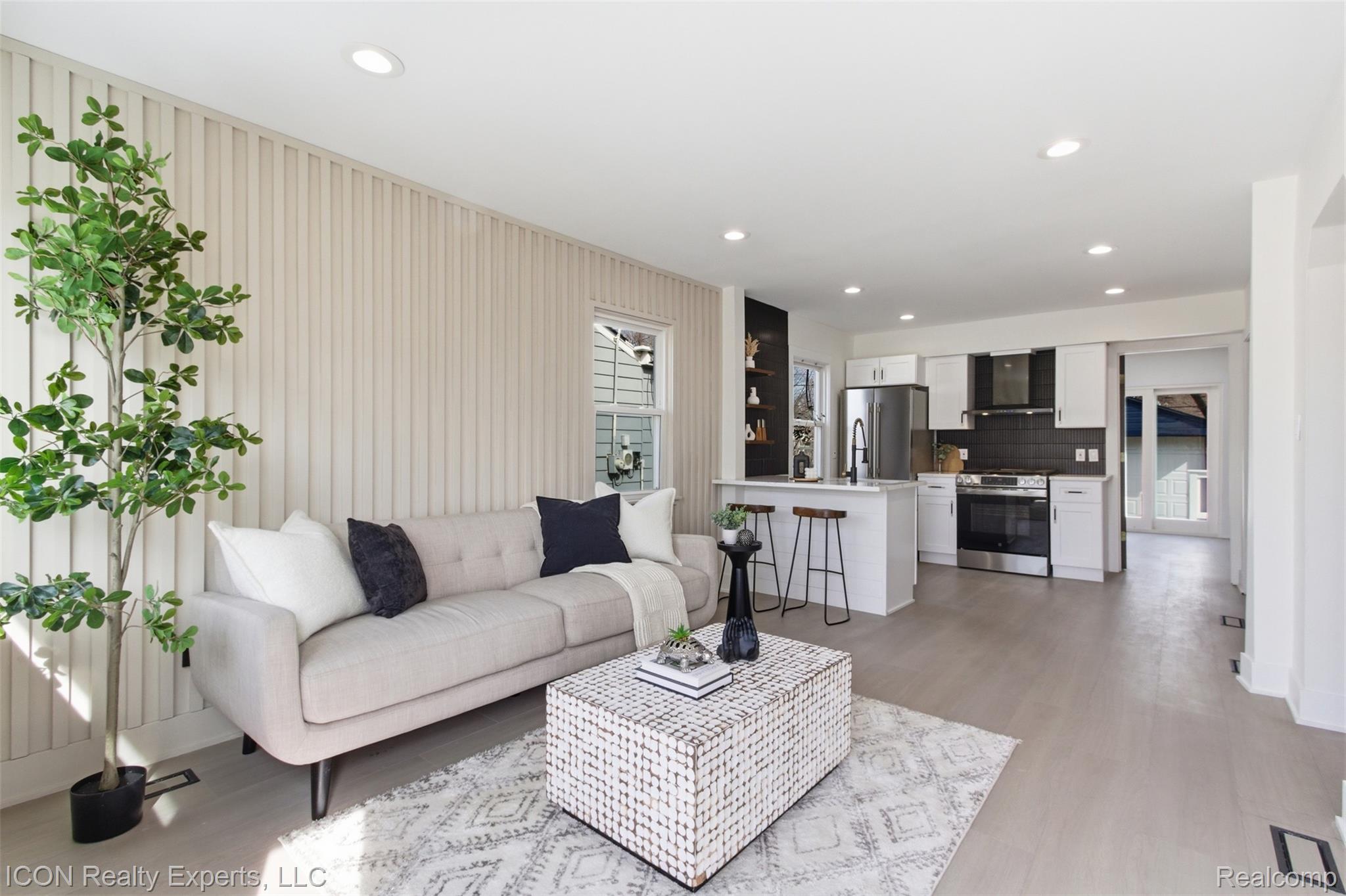 26066 Barrington Street