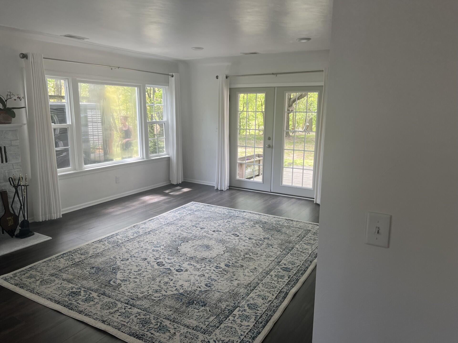 321 S Buys Road