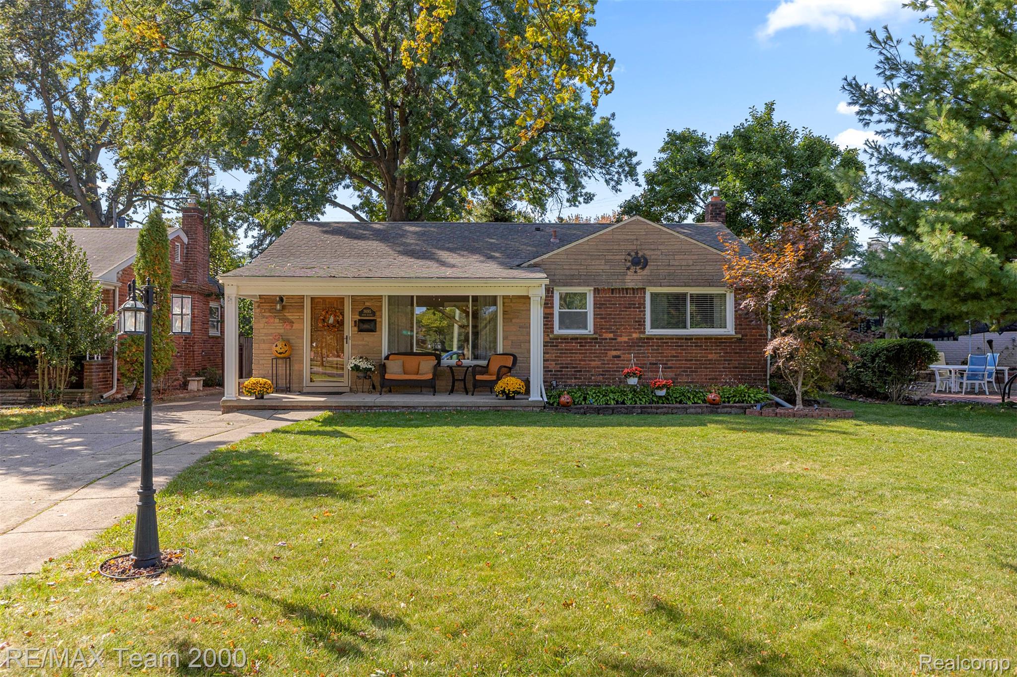 19195 Snow Avenue