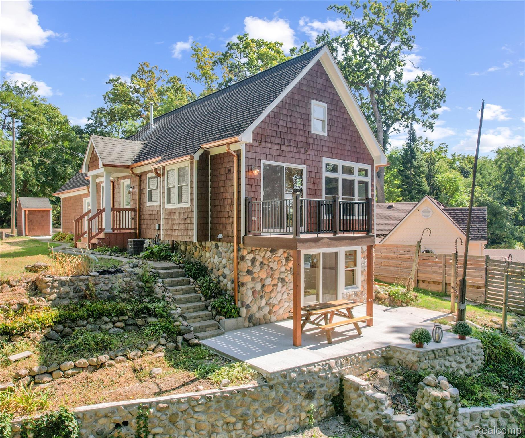 11252 Hiland Court