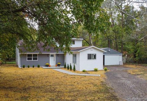 7174 N Center Road Genesee Charter Township MI 48458