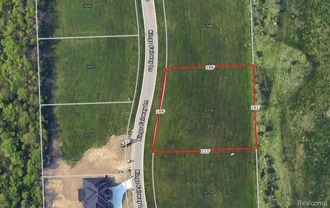 16714 Kings Fairway Lane Grand Blanc City MI 48439