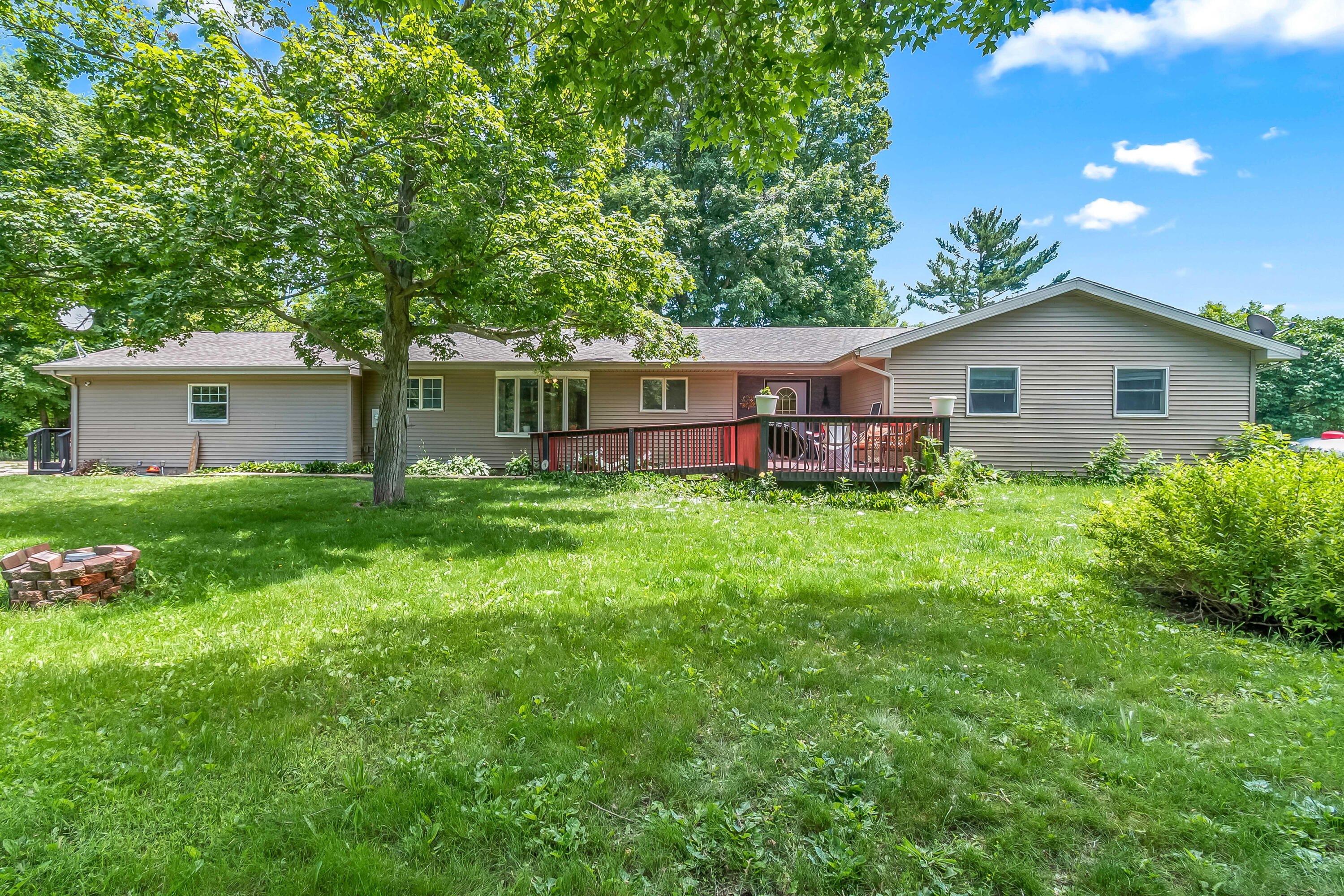 7051 Long Lake Road