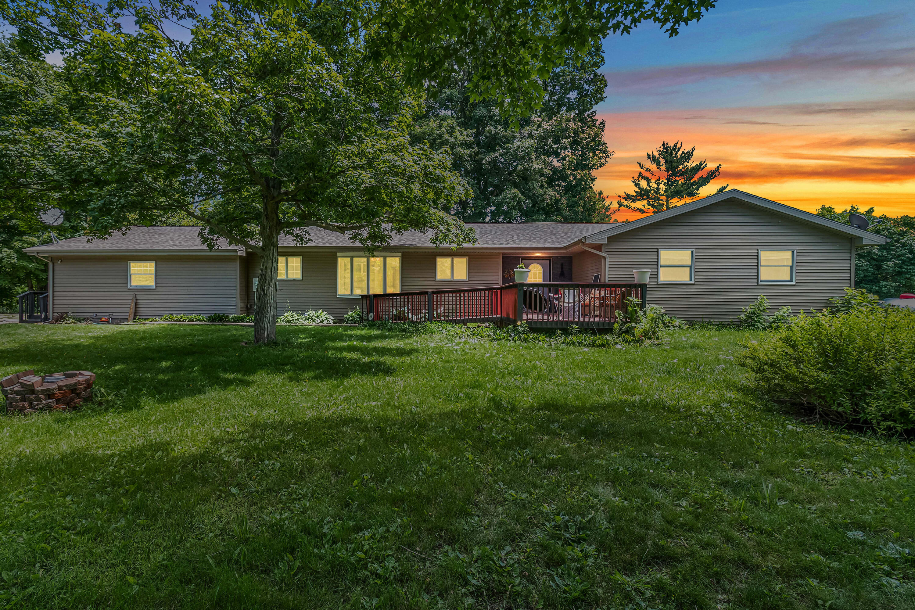 7051 Long Lake Road