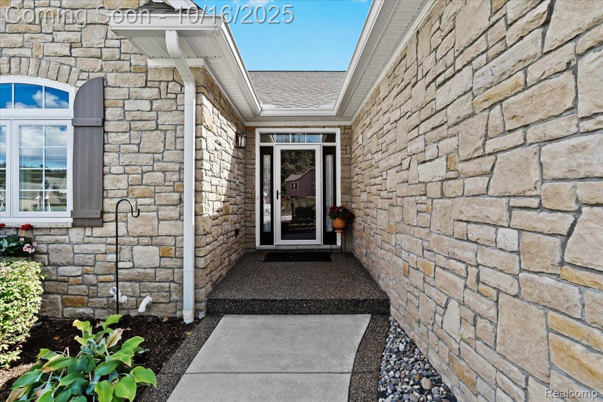68 Fox Hollow Drive