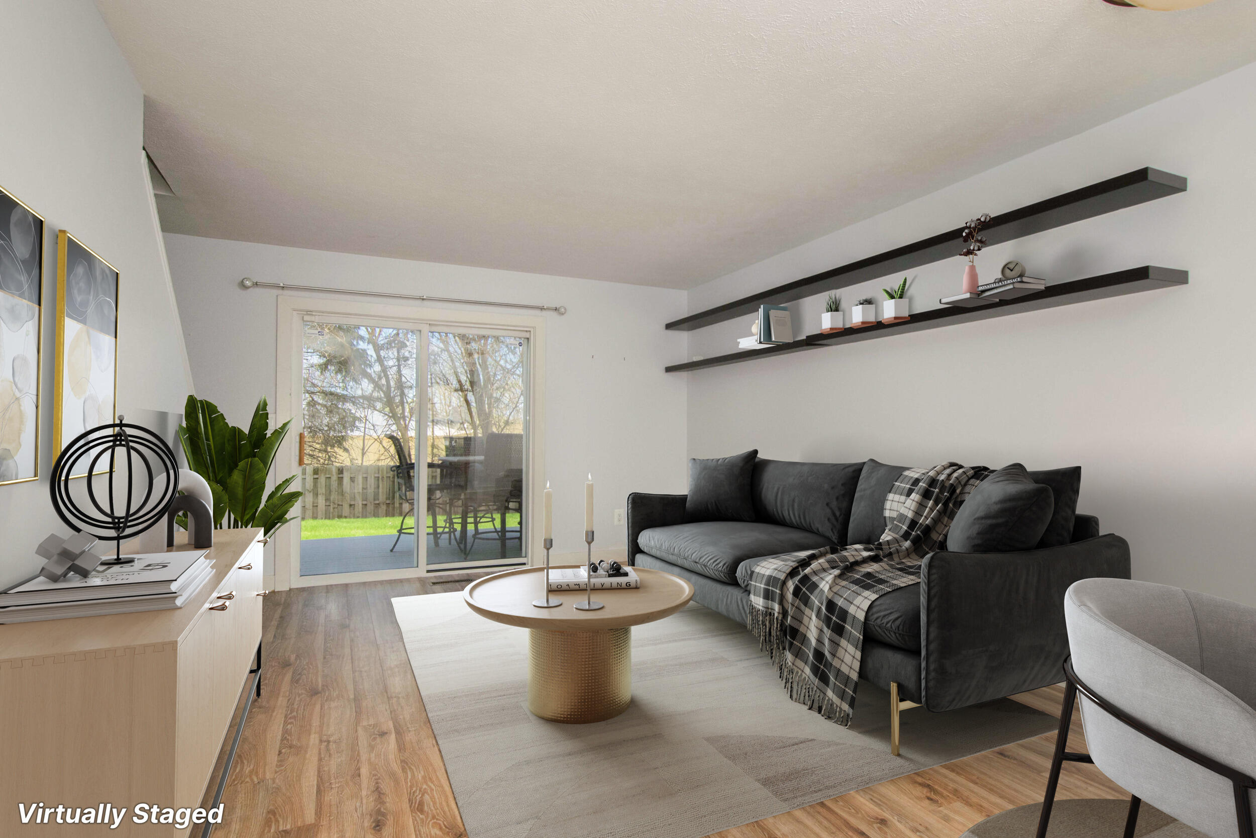 732 Pinckney Court