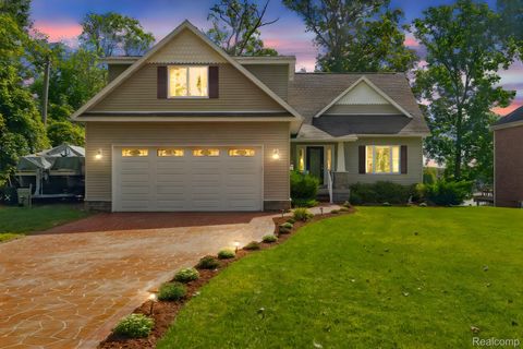 Photo of 2610 Strawberry Lane, Port Huron City, MI 48060 (MLS # 20251035099)