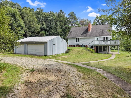 8484 EATON RD, DAVISBURG, MI 48350 - Image 2345a0d2c9f9dd76ad377abf0ecb0624/1896754366