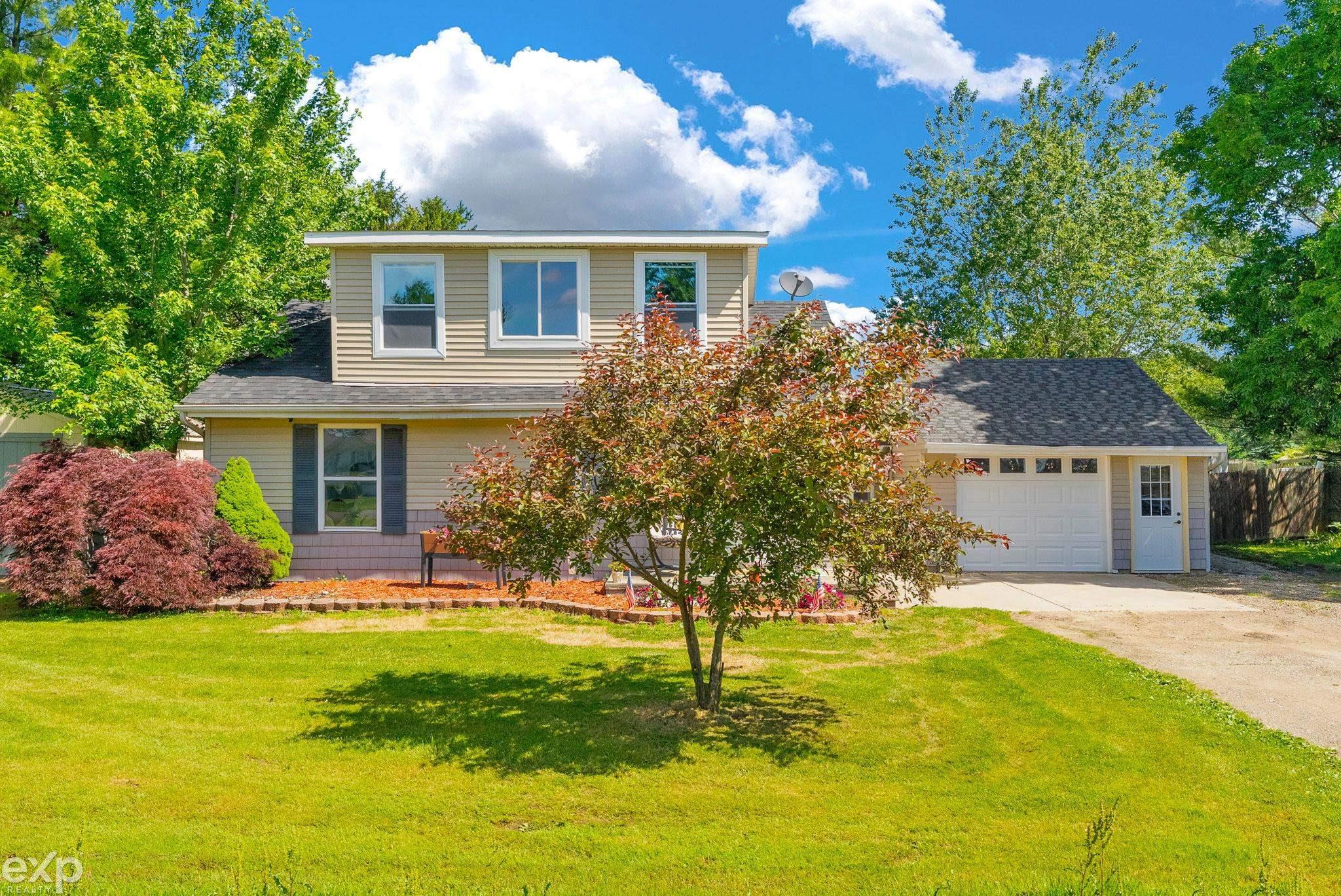 1533 Galbraith Line Road