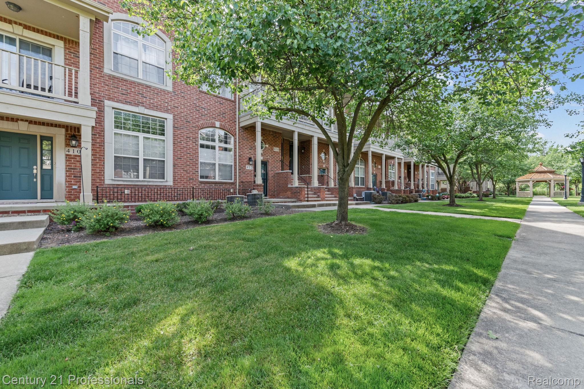 412 Boardwalk Drive