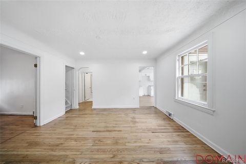 Tiny photo for 7285 Prospect Avenue, Warren City, MI 48091 (MLS # 20261039562)