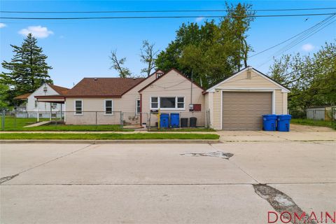 Tiny photo for 7285 Prospect Avenue, Warren City, MI 48091 (MLS # 20261039562)