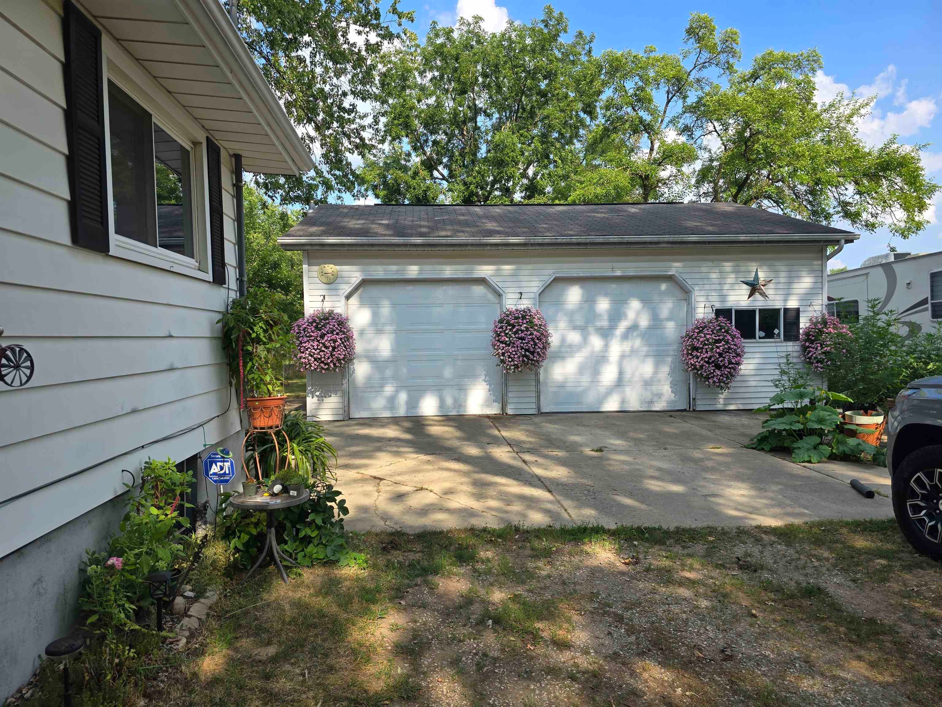 1271 S dye Road