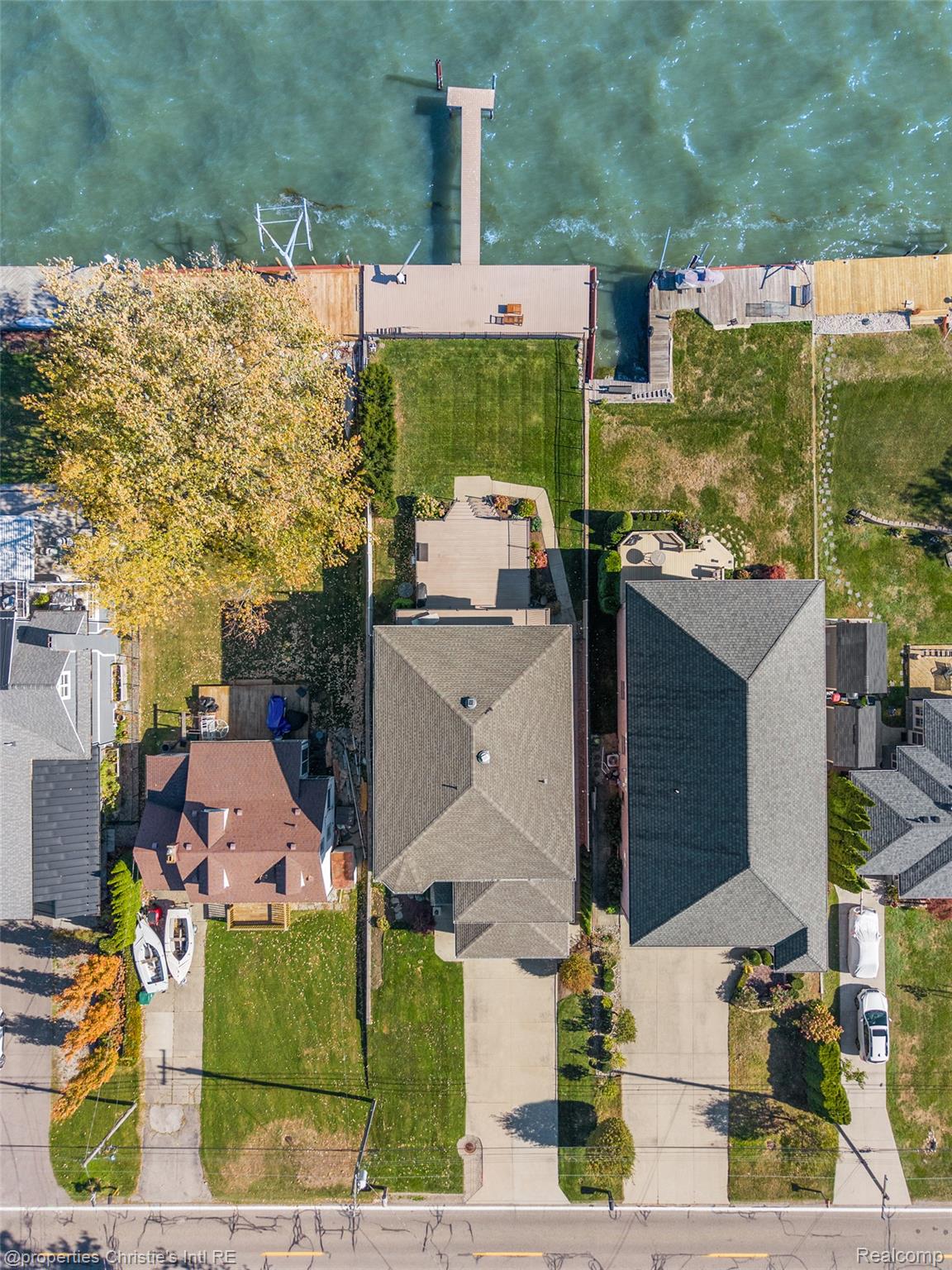 38080 Lakeshore Drive