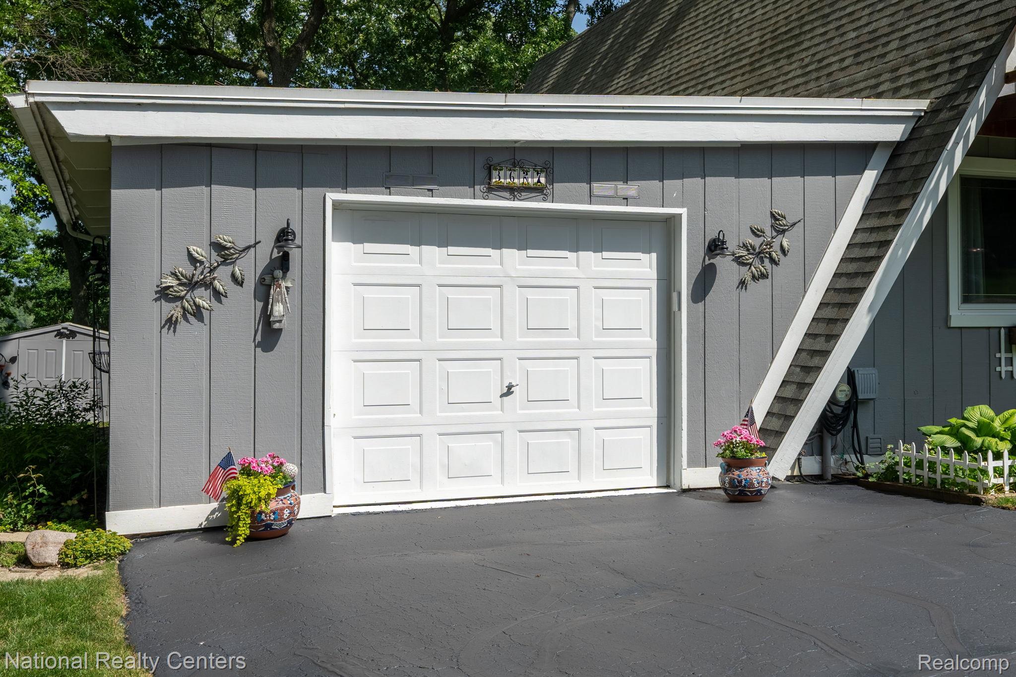 3627 Merritt Lake Drive