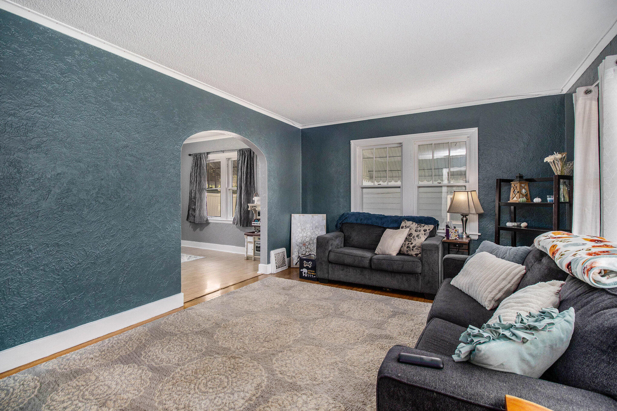 432 N Riverview Drive