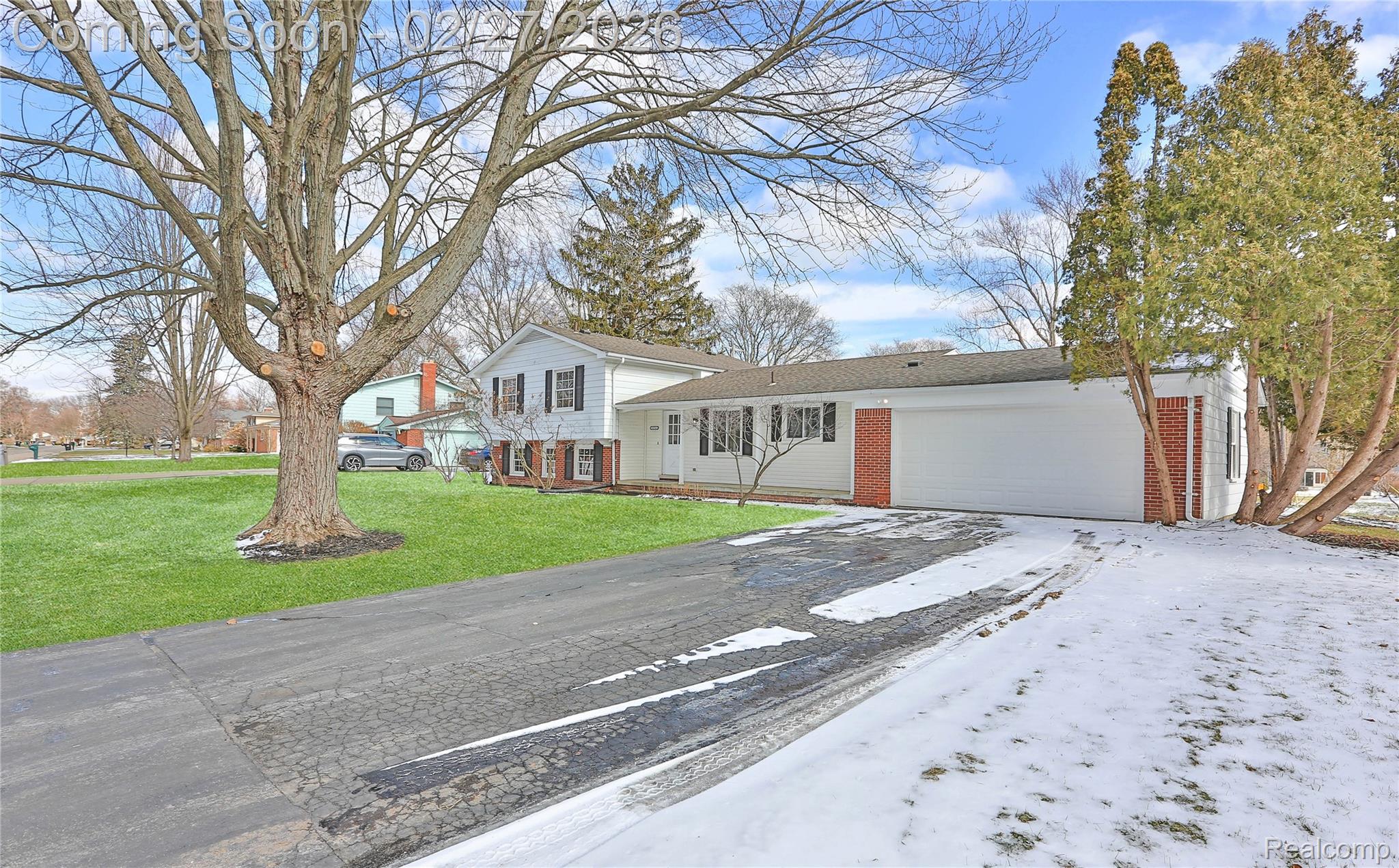 28542 Kendallwood Drive