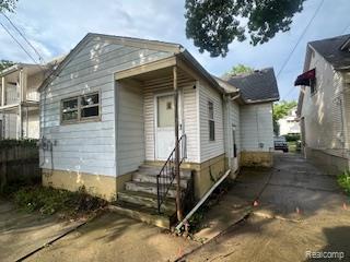 1451 Beaconsfield Avenue