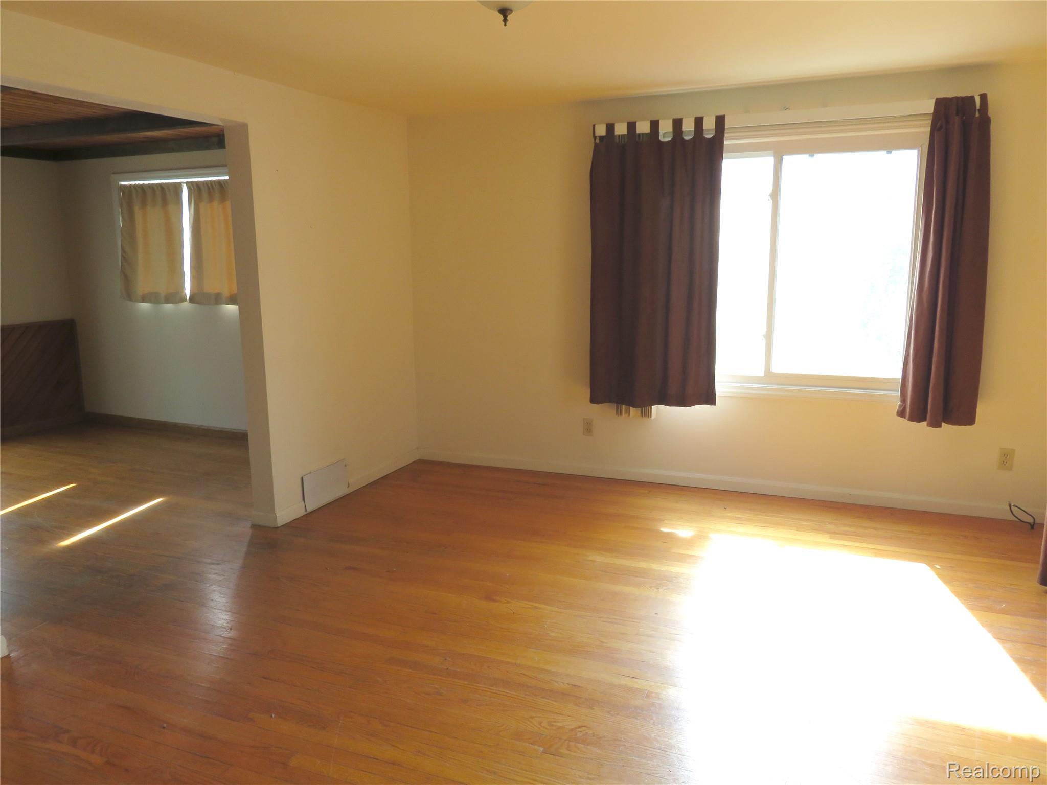 3804 Elmhurst Avenue