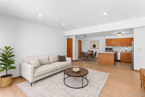 15356 Ashley Court 38 Macomb Township MI 48044