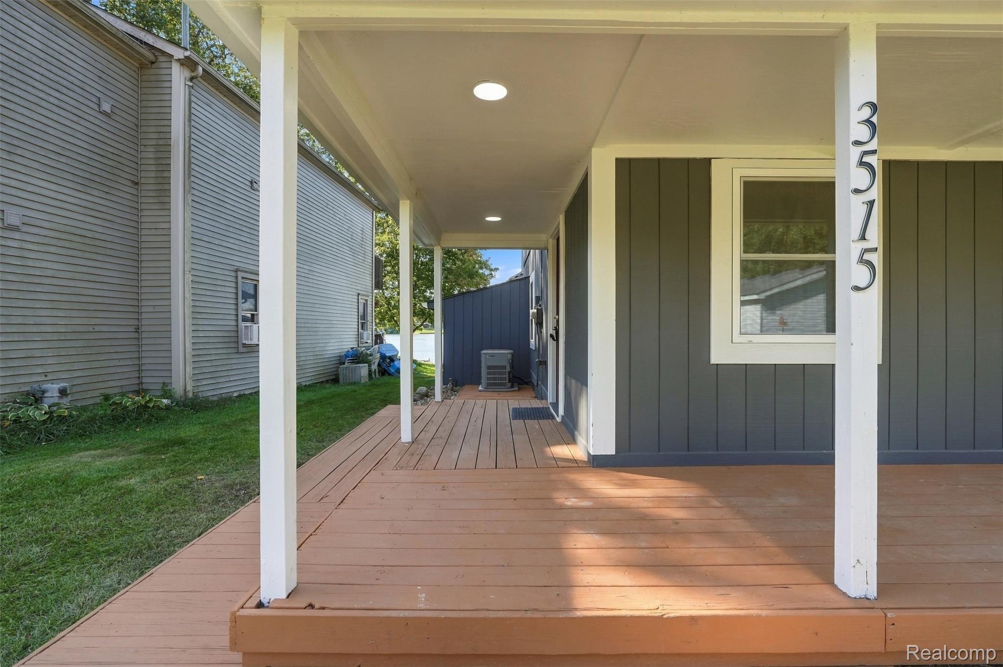 3515 Highland Boulevard