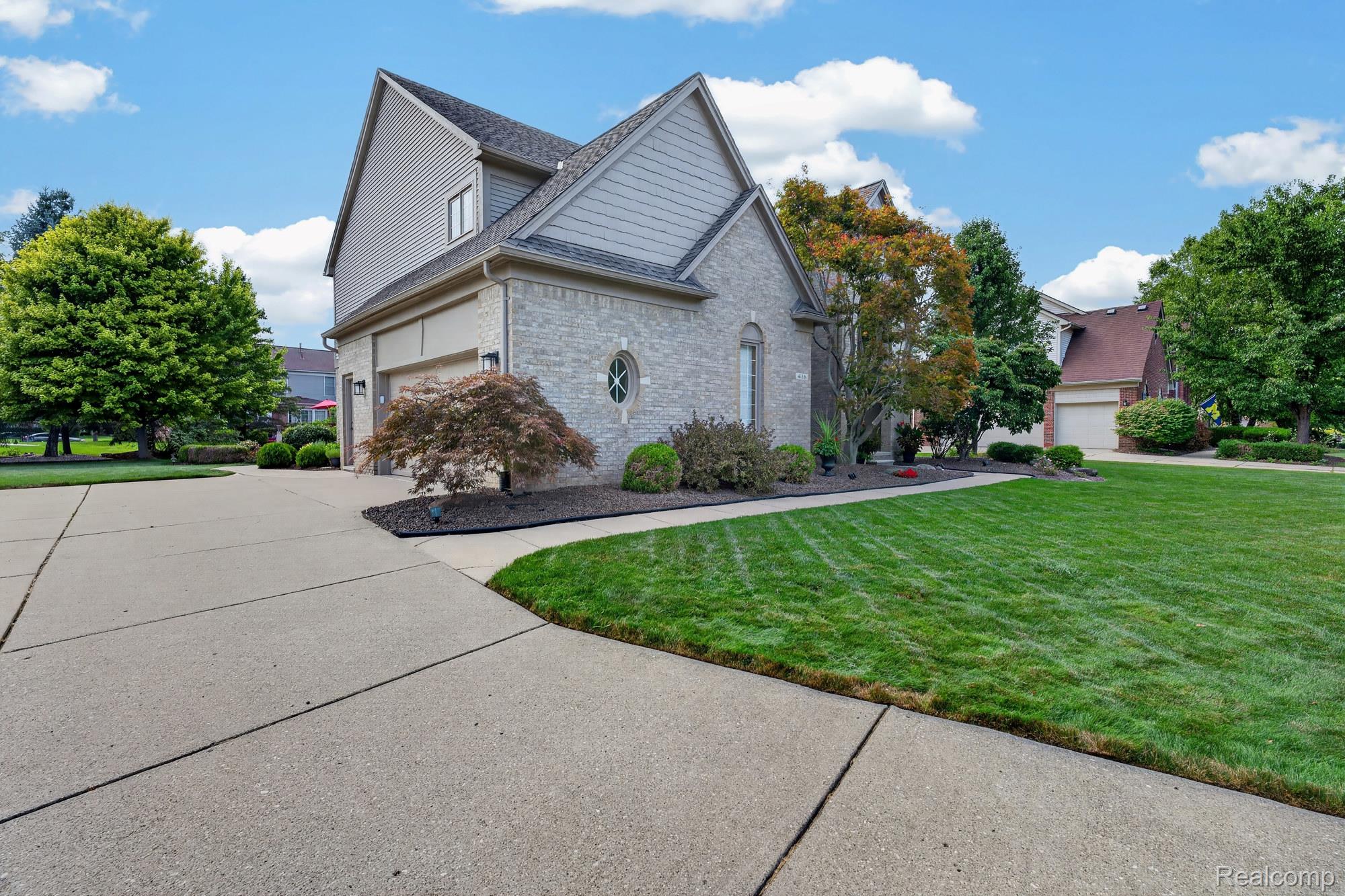 416 Westbourne Court