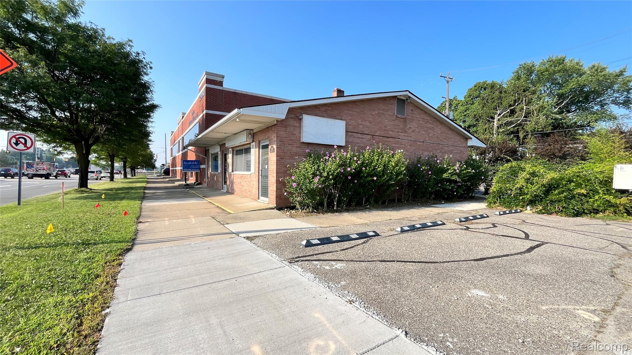 27051 Southfield Road