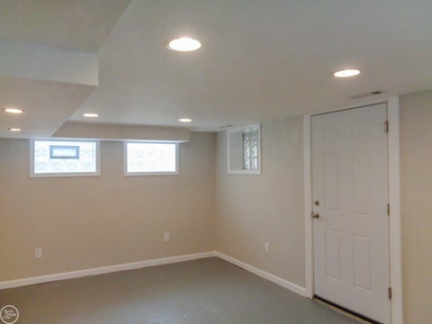 Tiny photo for 40 Riverside Drive, Mt Clemens City, MI 48043 (MLS # 58050220834)
