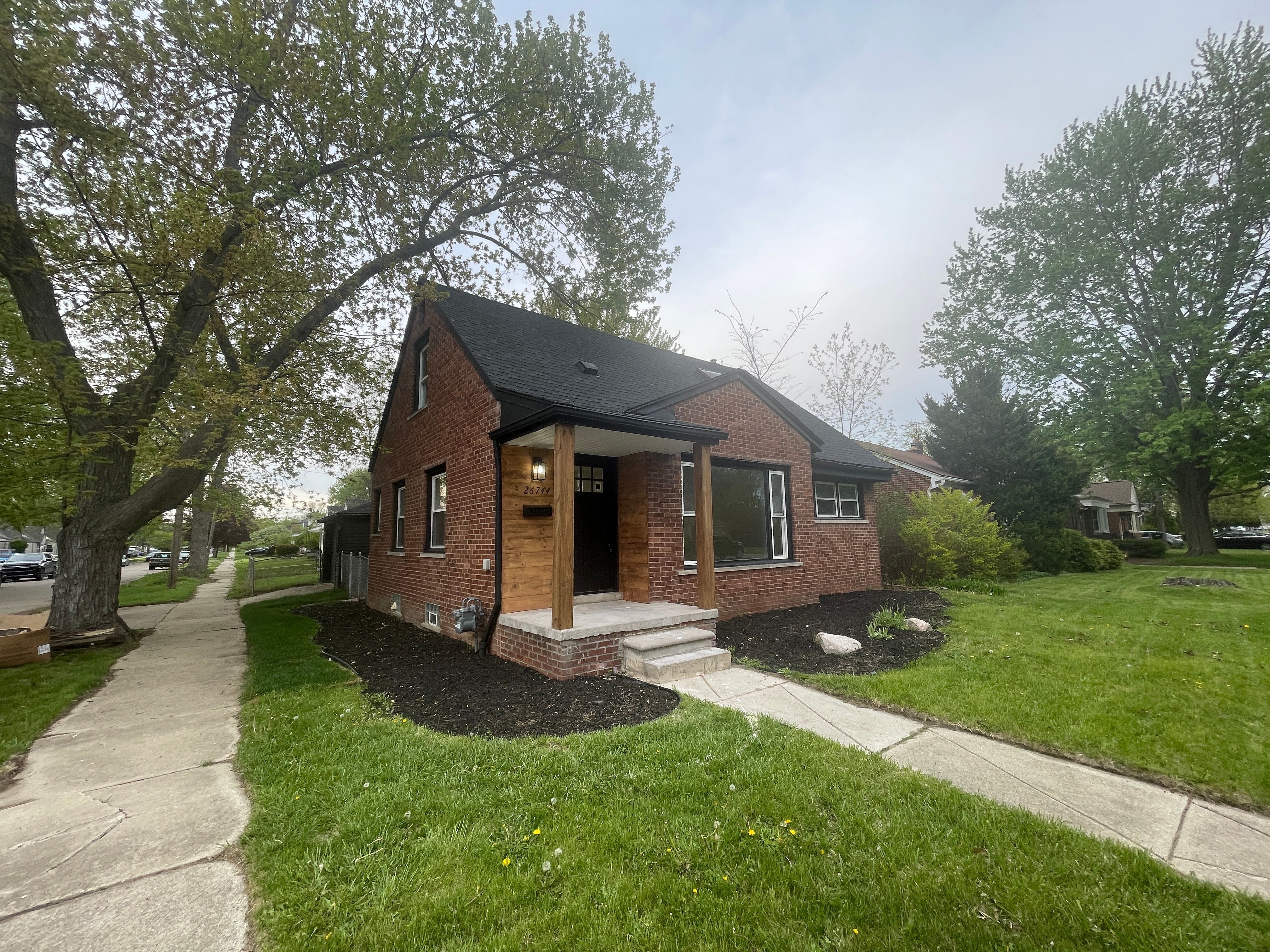 26744 W CHICAGO