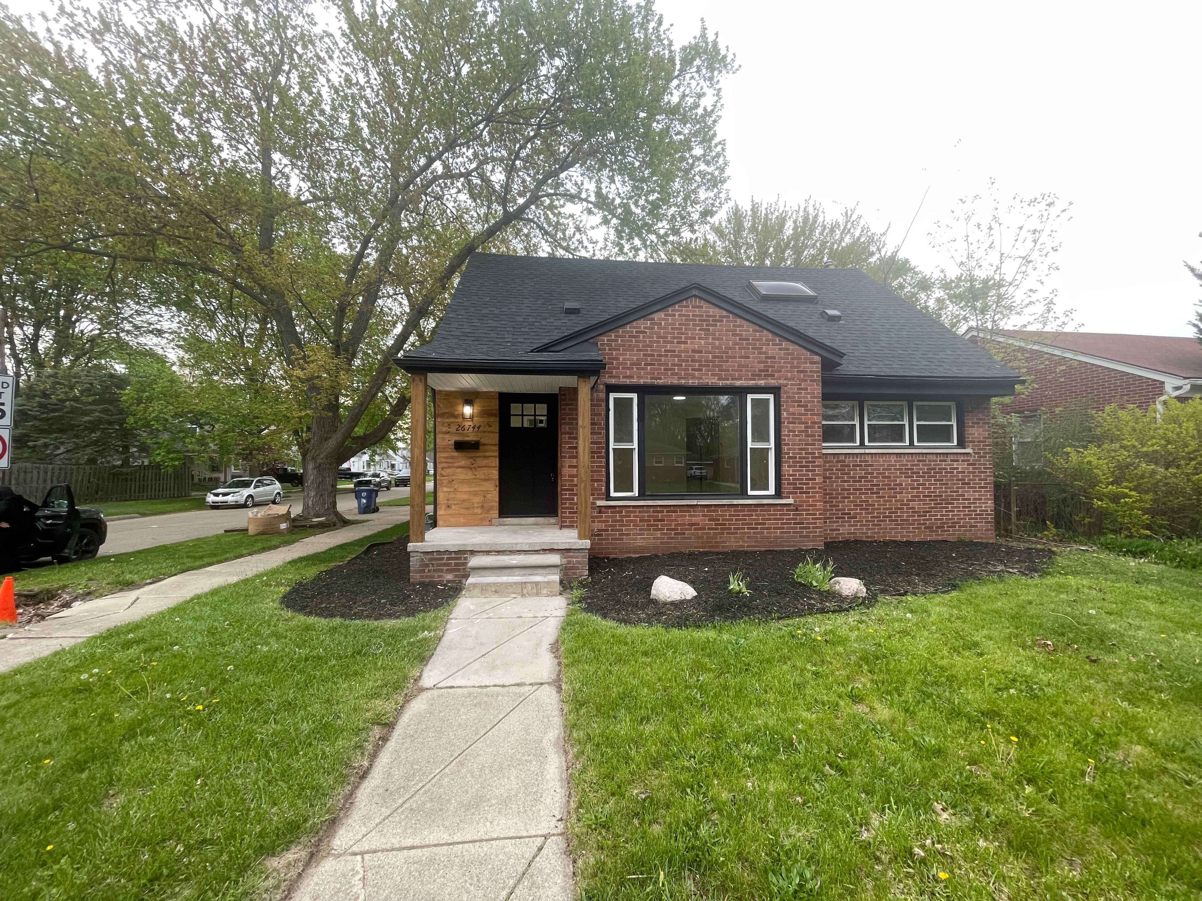 26744 W CHICAGO