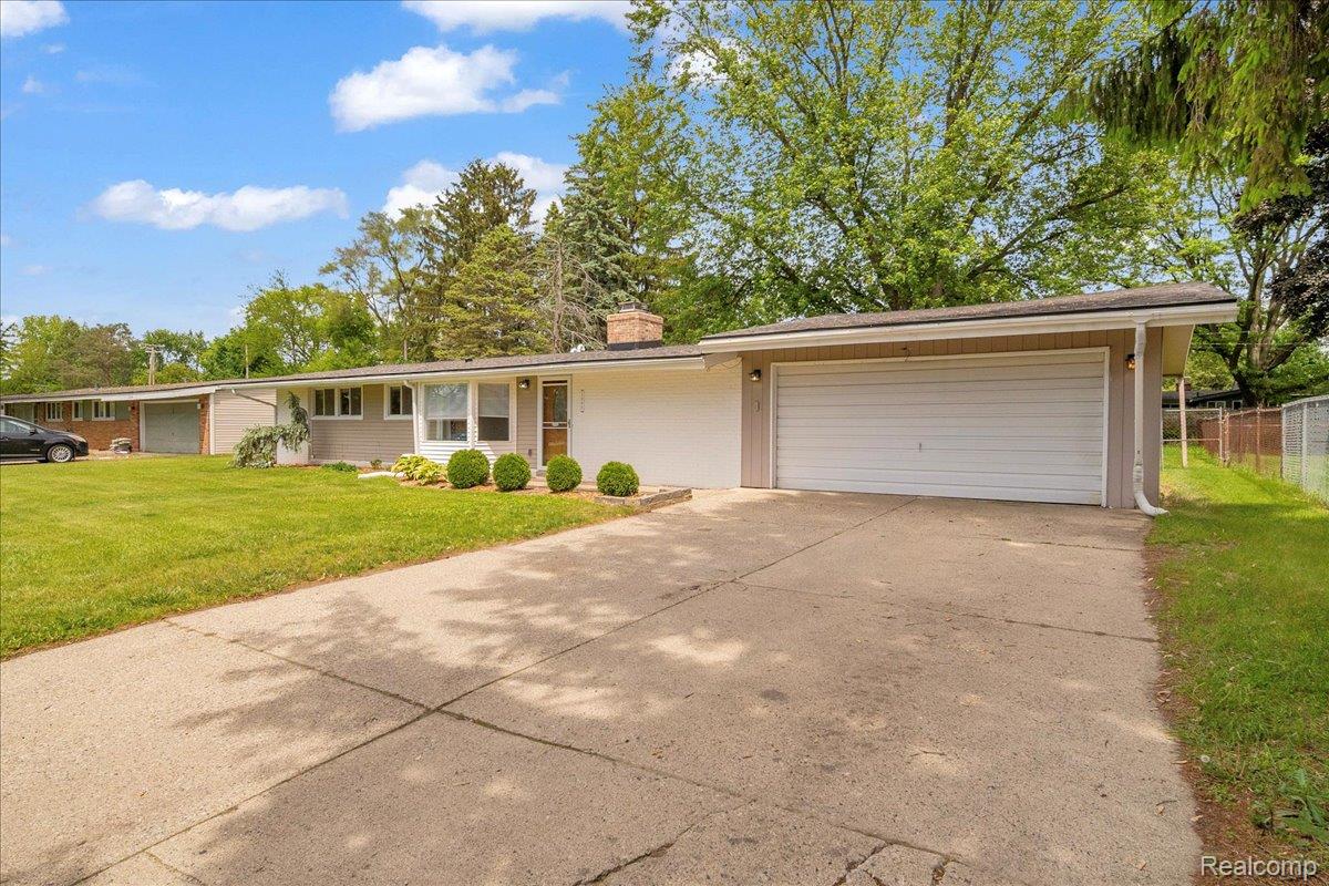 2098 Helmsford Drive