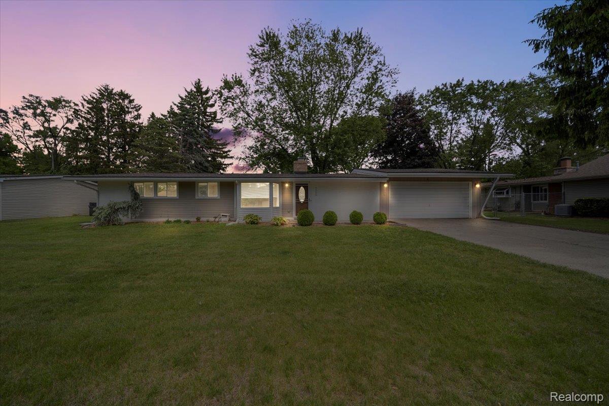 2098 Helmsford Drive