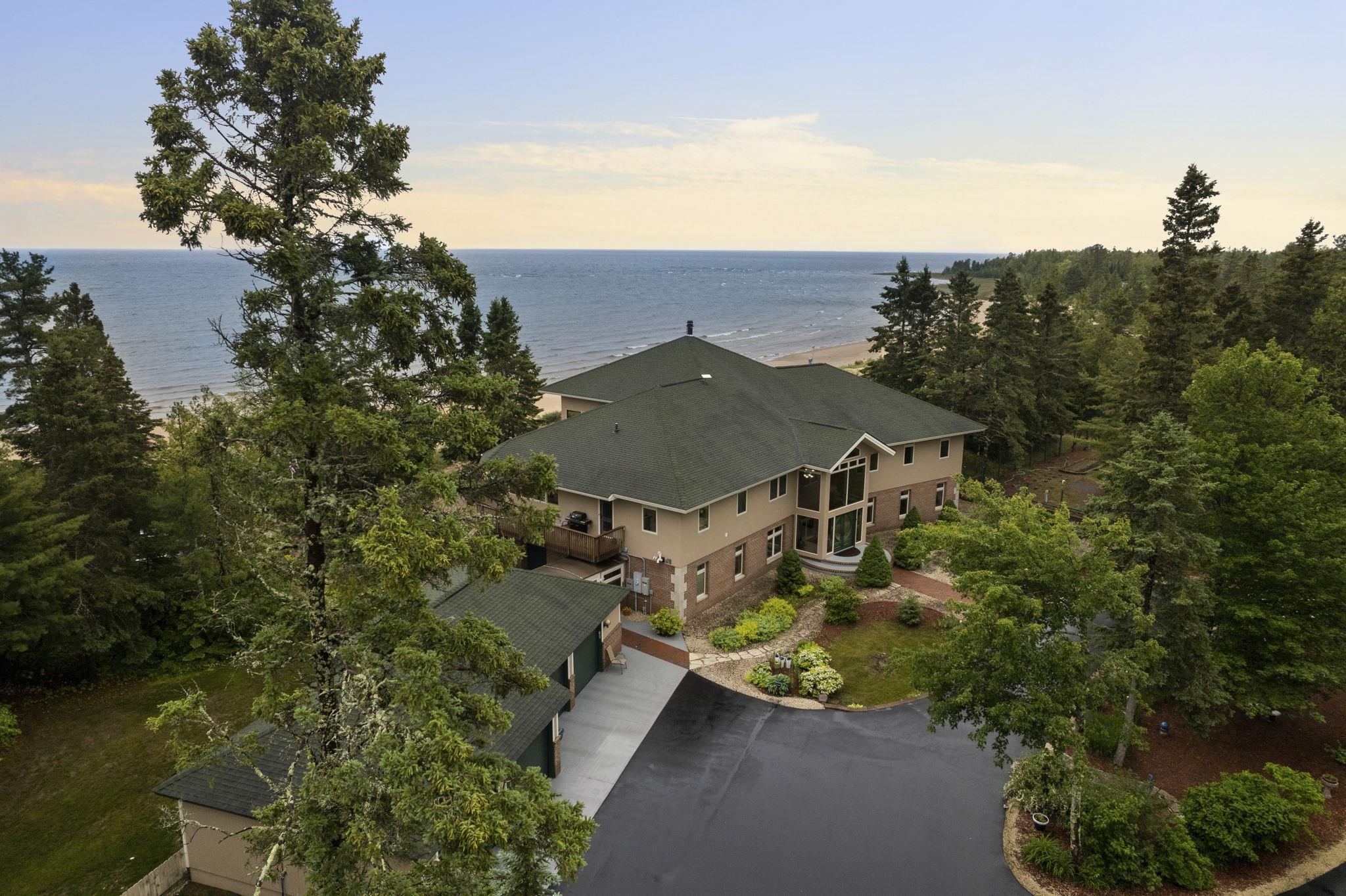 5343 Michibay Drive