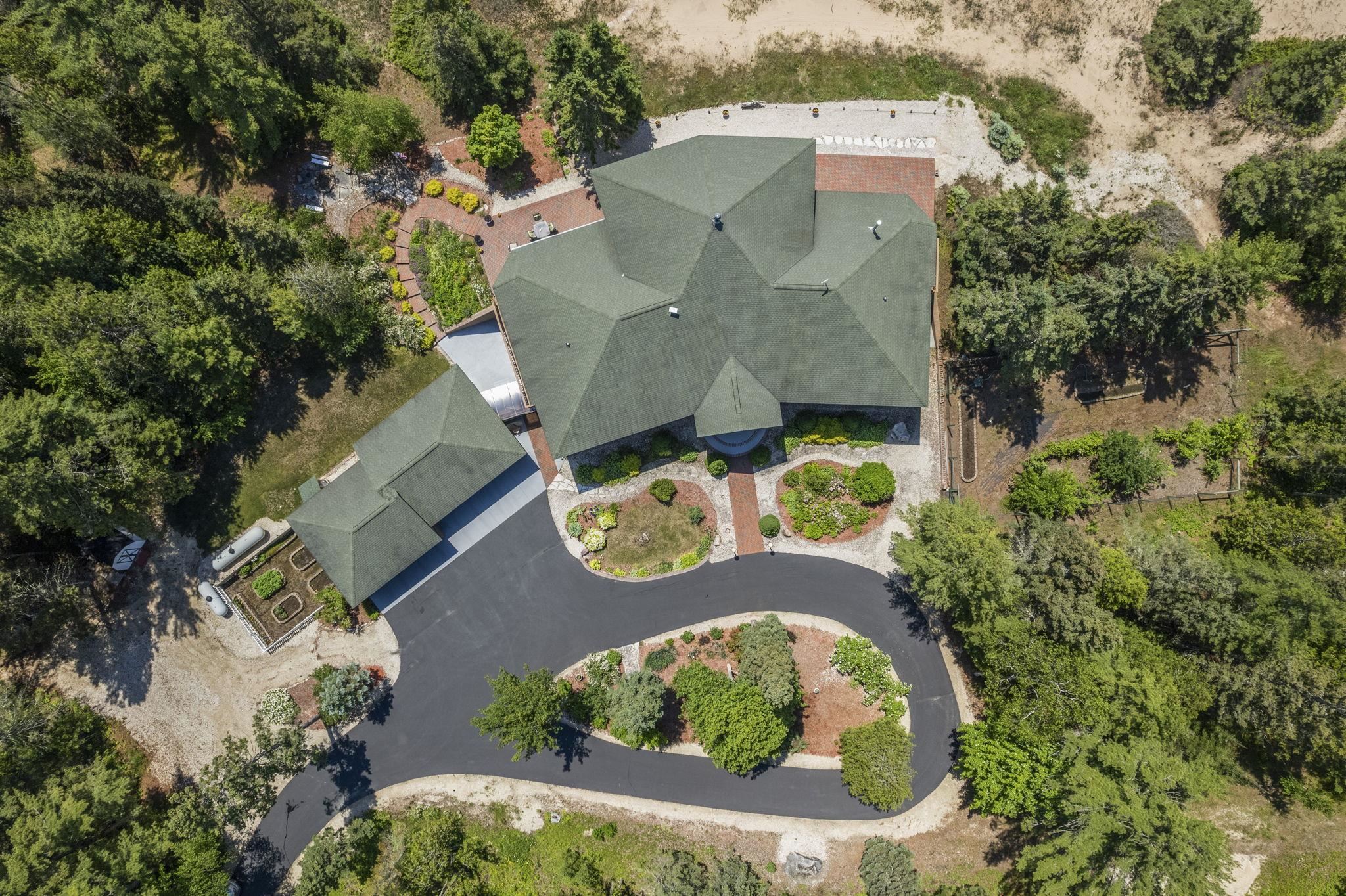 5343 Michibay Drive