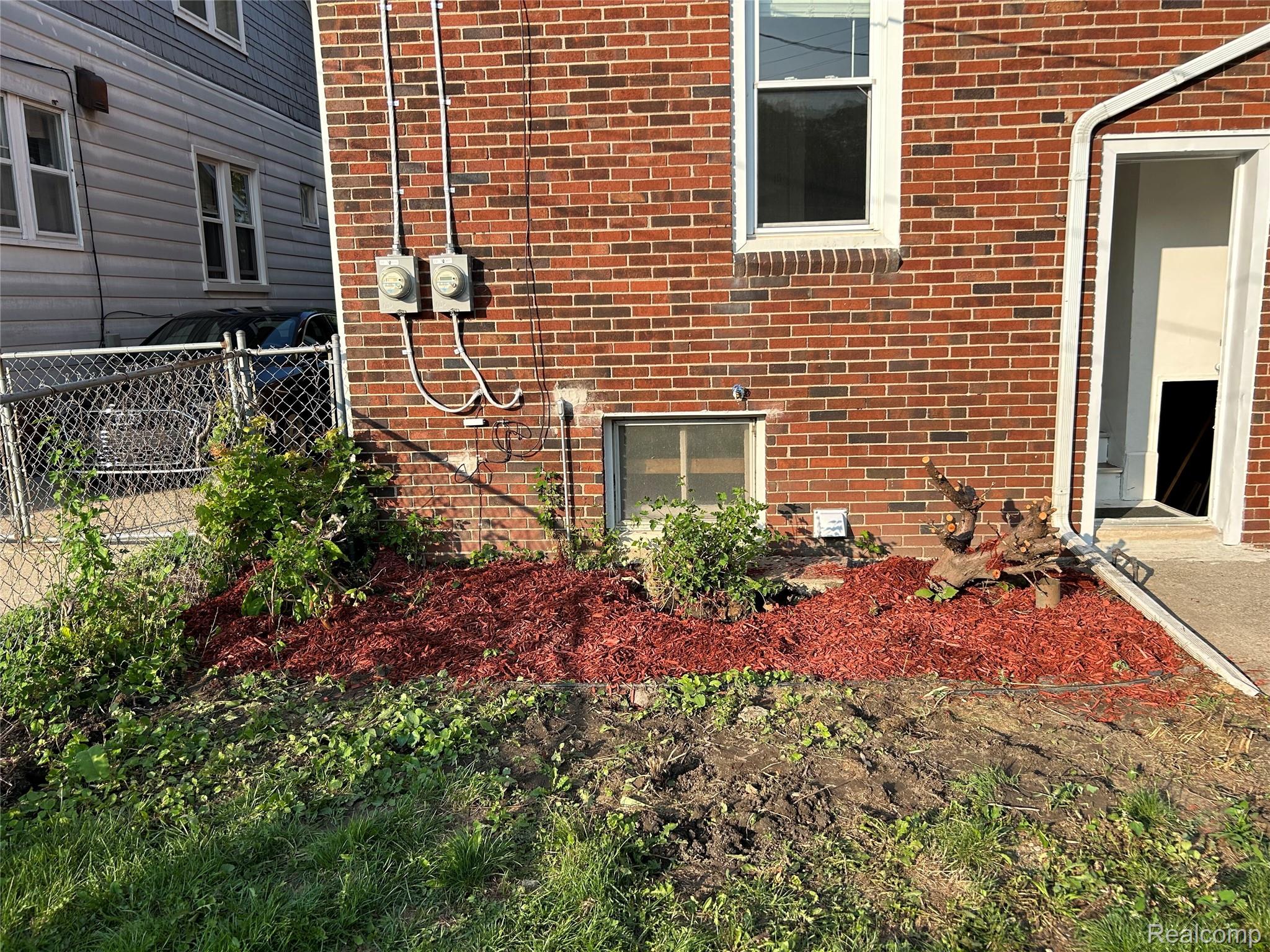 1465 Maryland Street