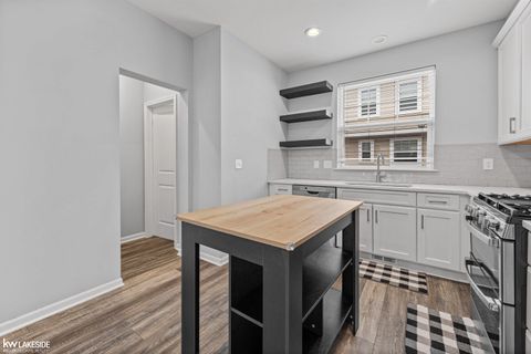 Tiny photo for 340 Dale Court, Ferndale City, MI 48220 (MLS # 58050203266)