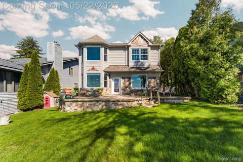 9350 Silverside Green Oak Township MI 48178