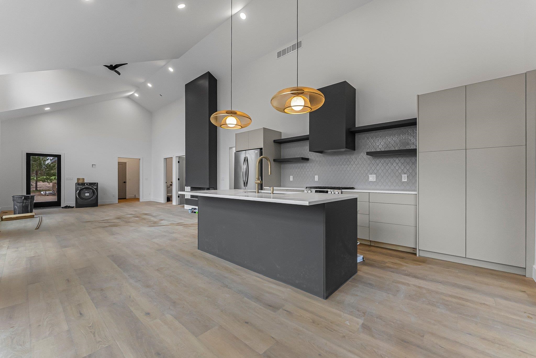 5921 Paradise Ranch