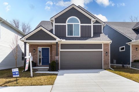 27632 Maryjane Lane E Chesterfield Township Macomb MI 48047