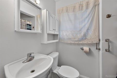 Tiny photo for 12055 W Pierson Road, Flushing Charter Township, MI 48433 (MLS # 20261069381)