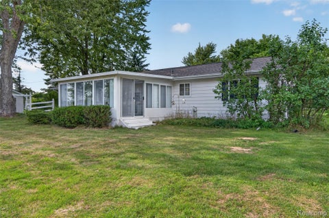 Tiny photo for 12055 W Pierson Road, Flushing Charter Township, MI 48433 (MLS # 20261069381)