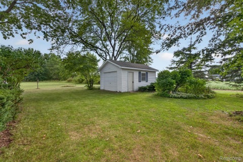Tiny photo for 12055 W Pierson Road, Flushing Charter Township, MI 48433 (MLS # 20261069381)