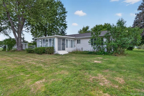 Tiny photo for 12055 W Pierson Road, Flushing Charter Township, MI 48433 (MLS # 20261069381)